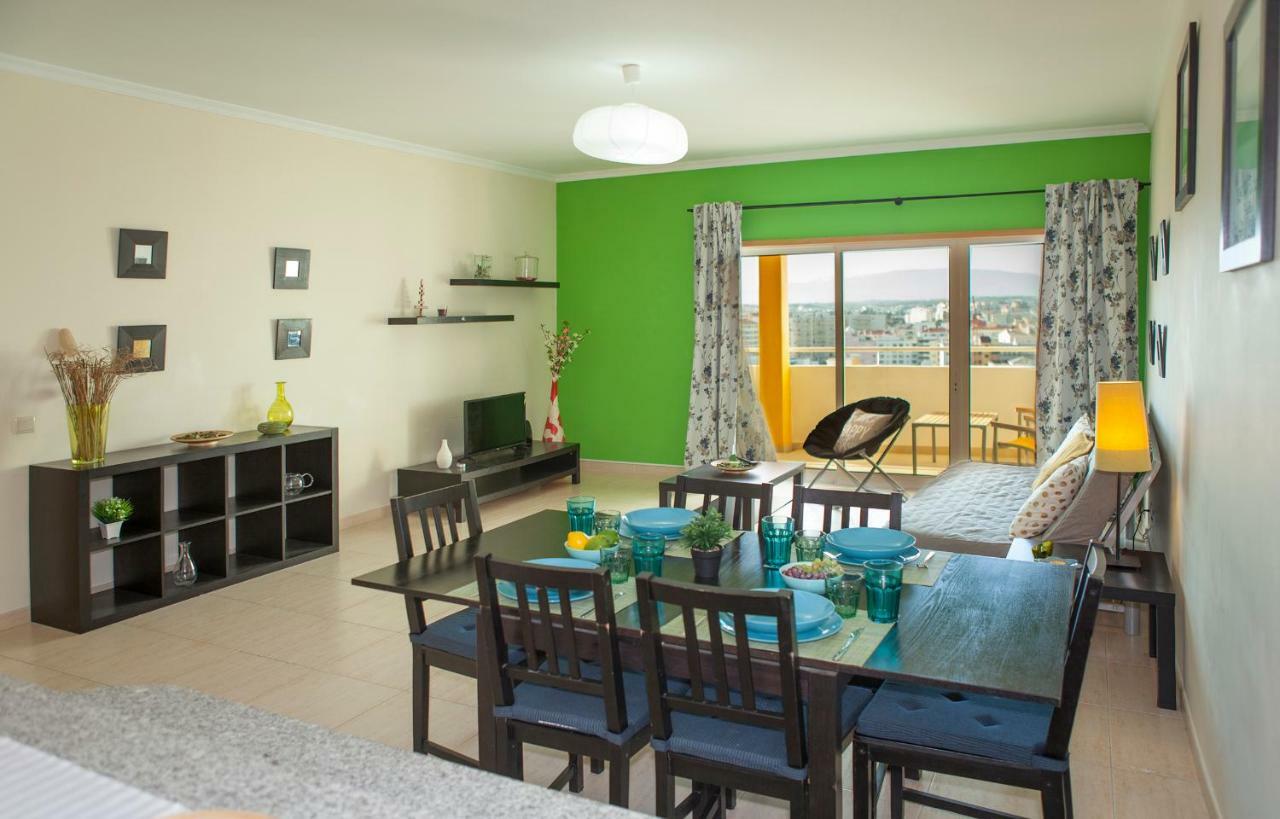 Pangsapuri 70 m² dengan 2 bilik tidur dan 2 bilik mandi peribadi di Praia do Vau Portimao Luaran gambar